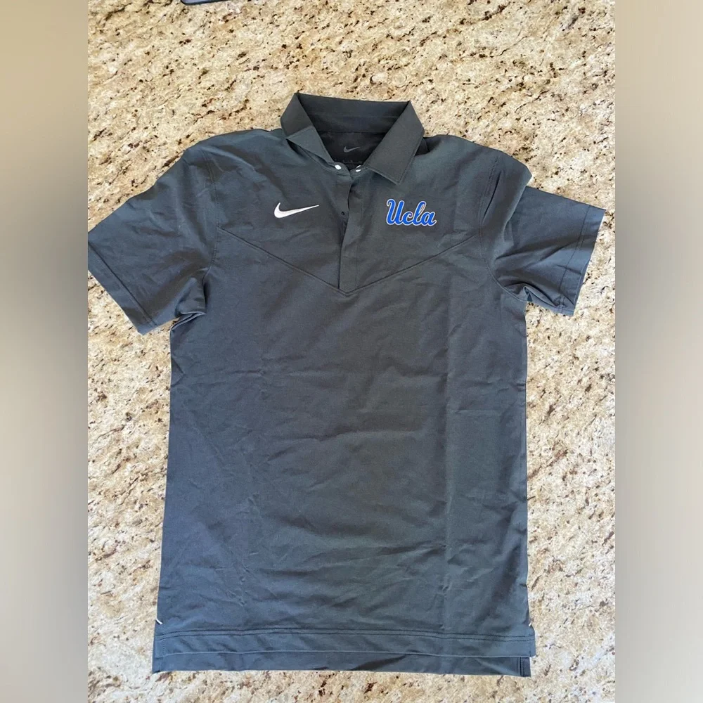 UCLA Nike Dri fit men’s size small - Picture 3 of 12